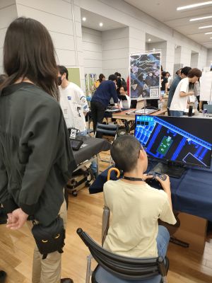 ゲムダン1:回転とともに首が曲がってる